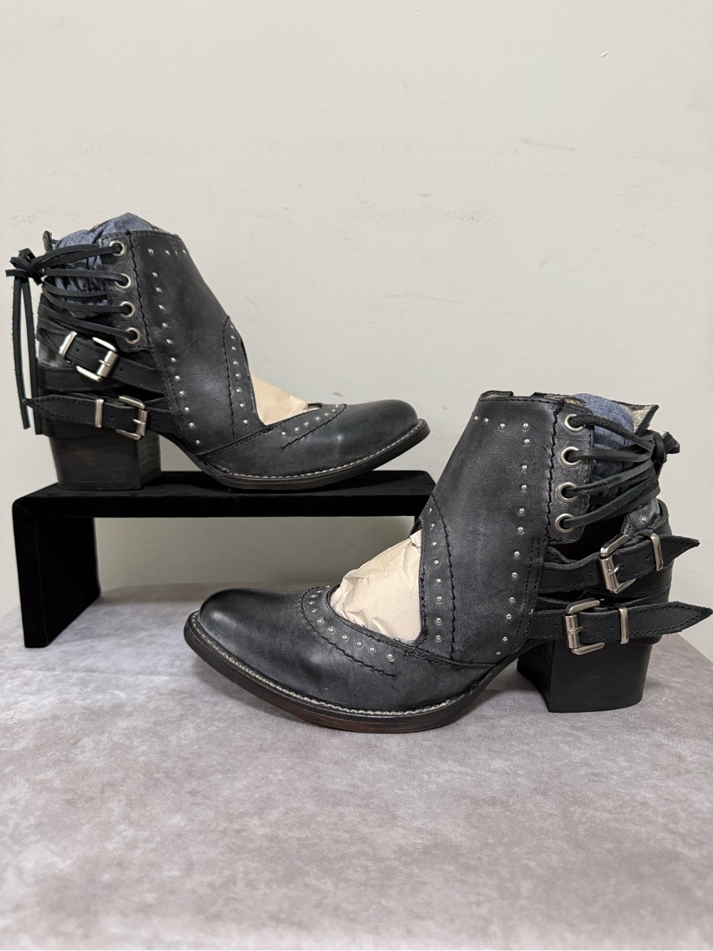 Freebird Black Desert Boots Size 8